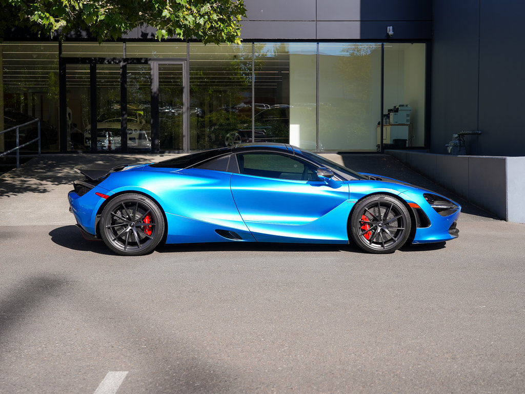 2023 McLaren 720S