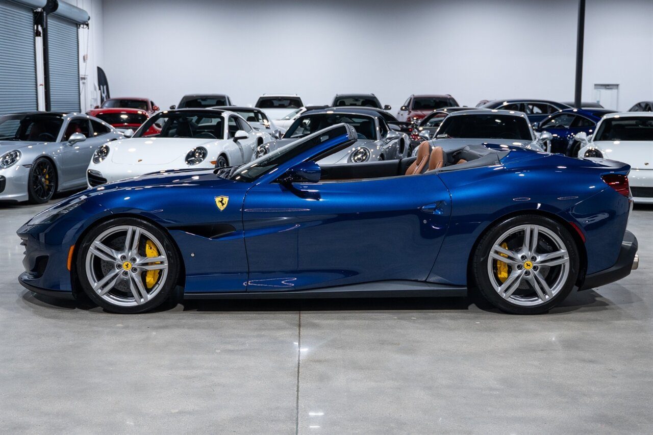 2020 Ferrari Portofino — photo 2 of 4
