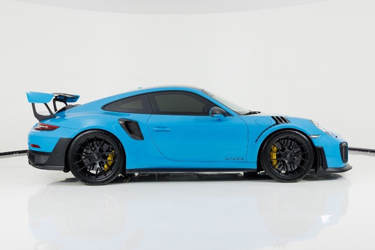 2018 Porsche 911 — photo 2 of 4