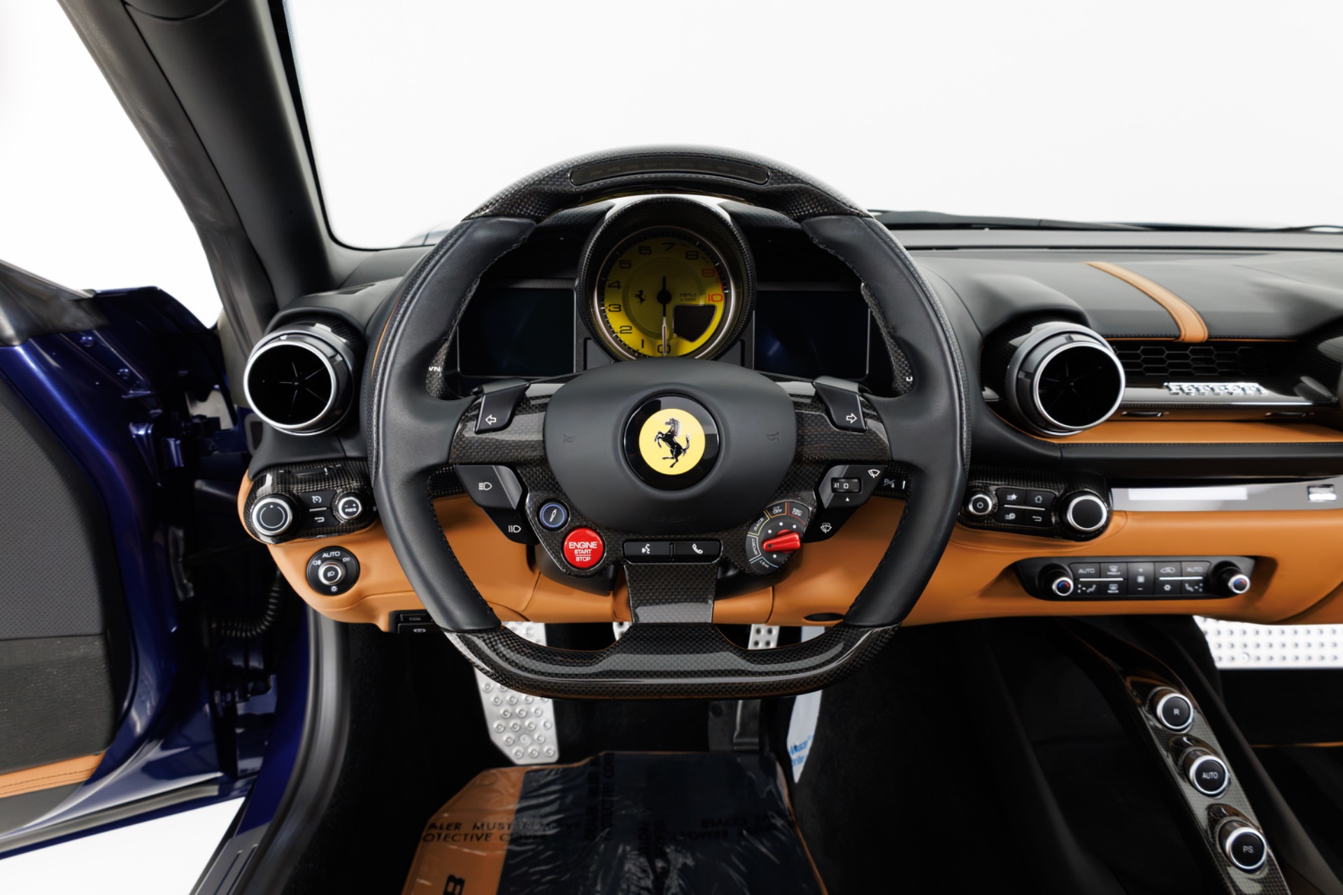 2021 Ferrari 812 GTS — photo 3 of 4