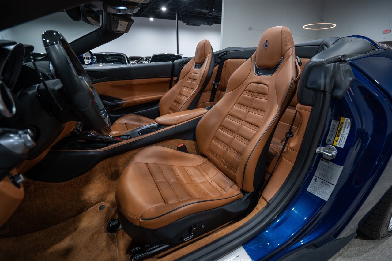2020 Ferrari Portofino — photo 4 of 4