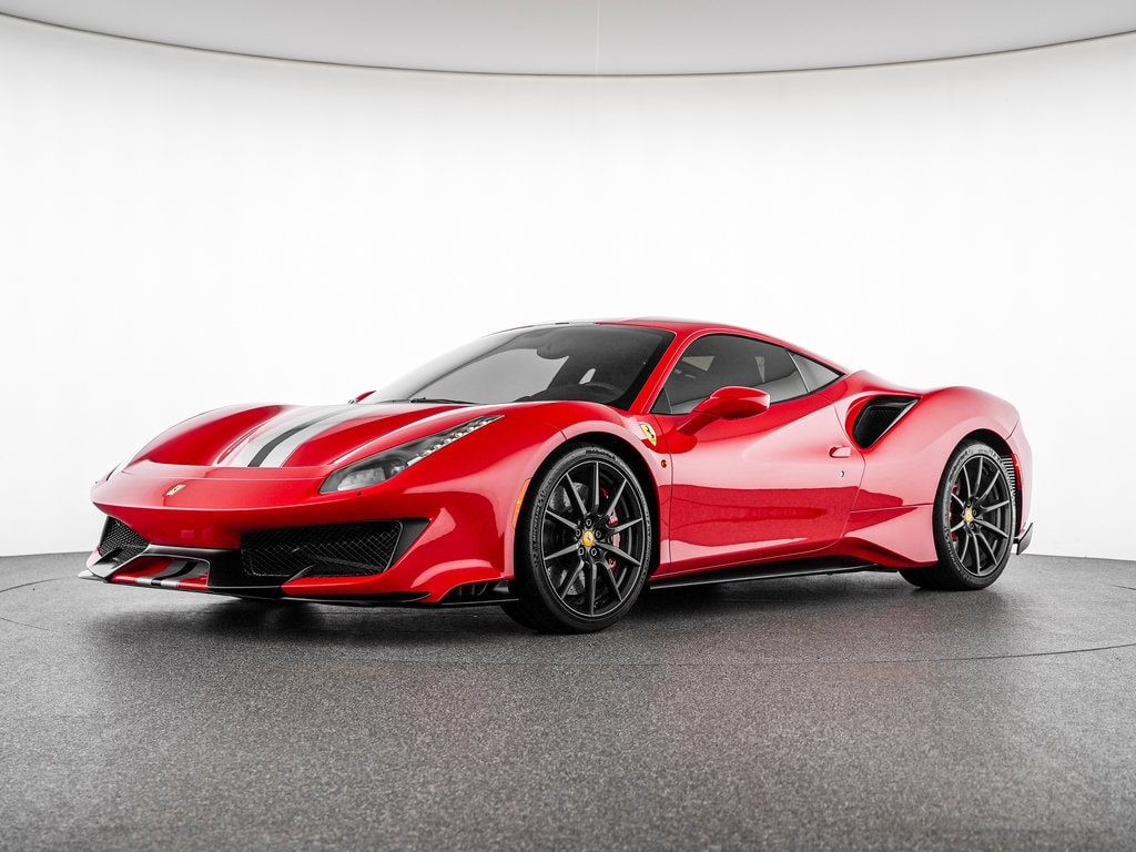 2019 Ferrari 488 Pista — photo 1 of 4